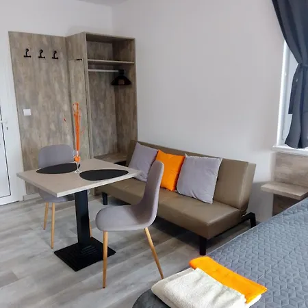 Pensjonat July's 3*
